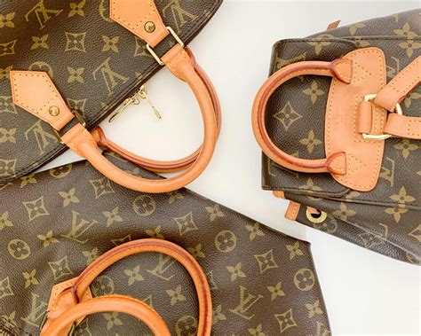 louis vuitton tas zwart op tafel|Ontdek de Meest Populaire Tassen .